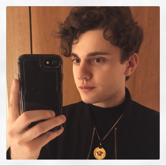 Meet your Posher, Schuyler - Picture 2 of 2